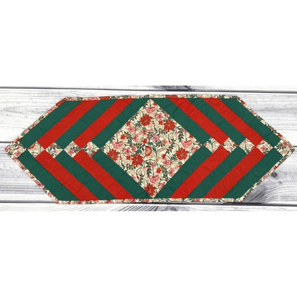 LOT OF 6 HOLIDAY TABLE RUNNERS - FALL / CHRISTMAS - SOME QUILTED - SOME VINTAGE